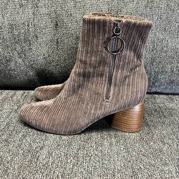 Sbicca Corduroy Ankle Boots Womens 7.5 Taupe Brown Side Zip Retro Groovy Hippie - Picture 6 of 12
